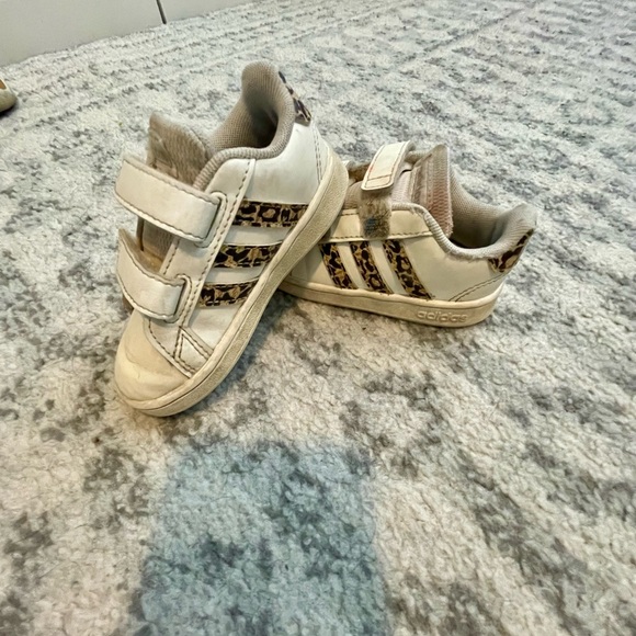 Size 6 shoe bundle - Picture 10 of 11